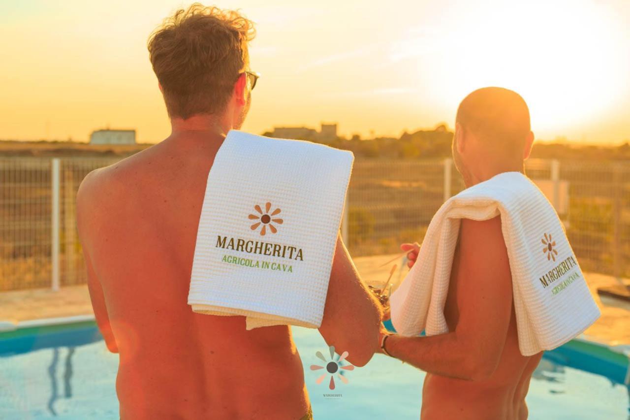 Agriturismo Tenuta Margherita Torre Lapillo Ngoại thất bức ảnh