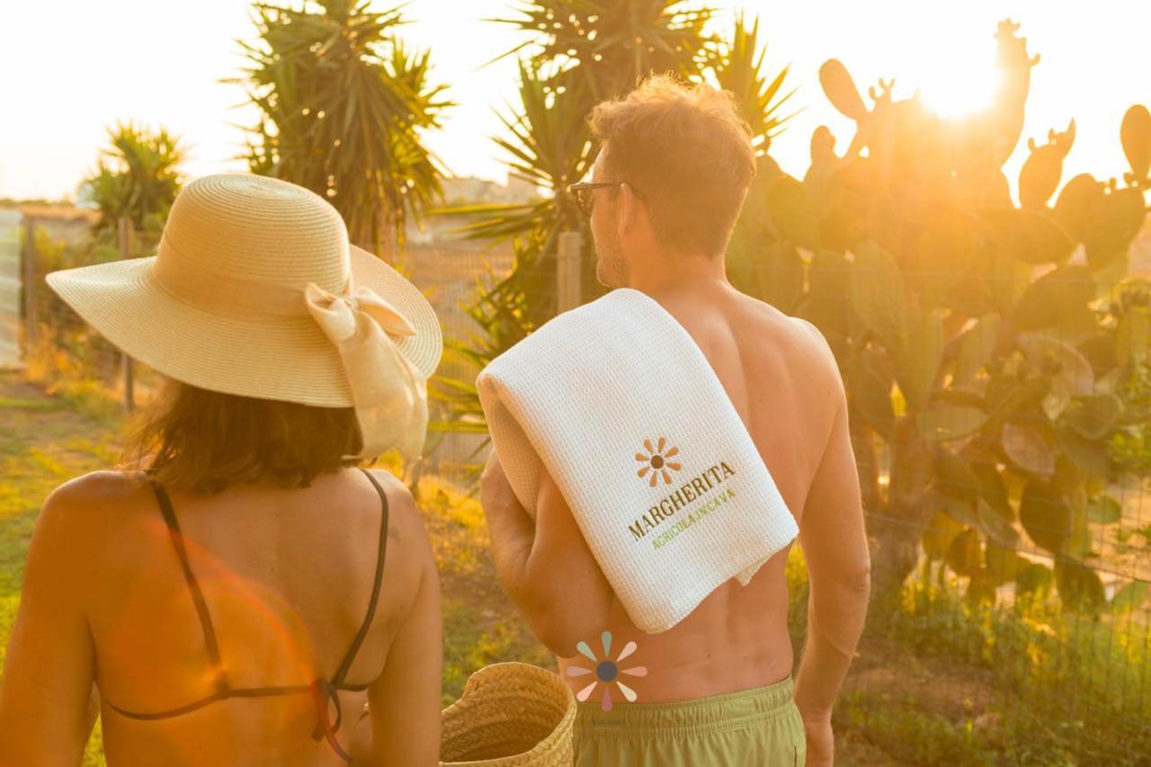 Agriturismo Tenuta Margherita Torre Lapillo Ngoại thất bức ảnh