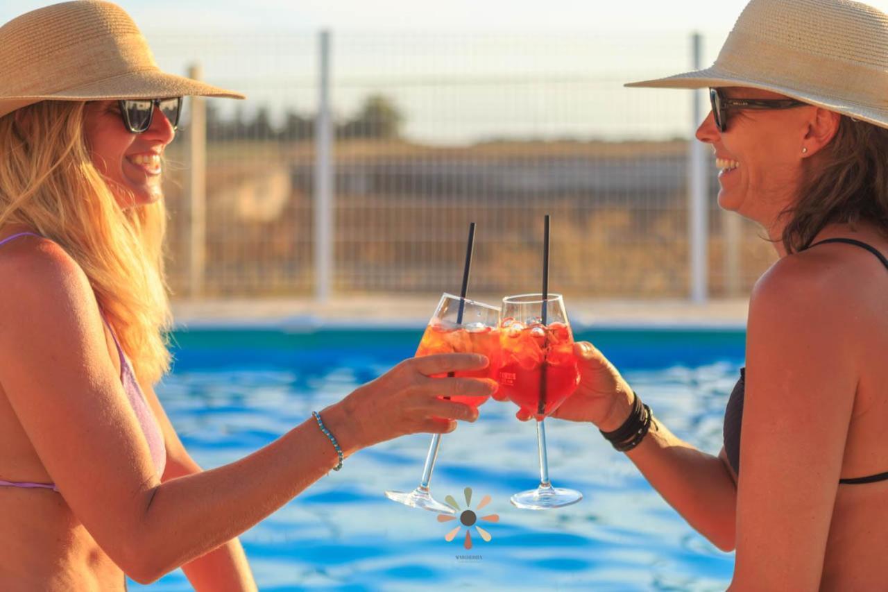 Agriturismo Tenuta Margherita Torre Lapillo Ngoại thất bức ảnh